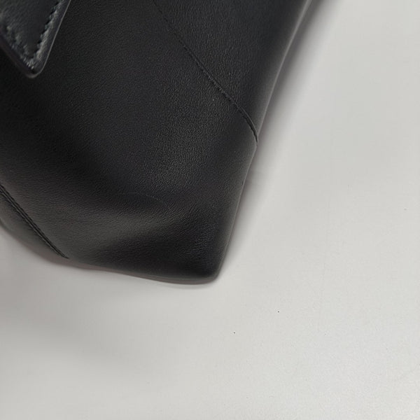 Downtown Medium Calfskin Black