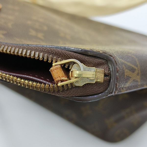 LOCKIT Monogram Coated Canvas Brown