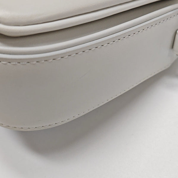 SWING Calfskin White