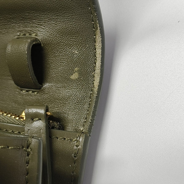 CLASSIC BOX Medium Calfskin Green