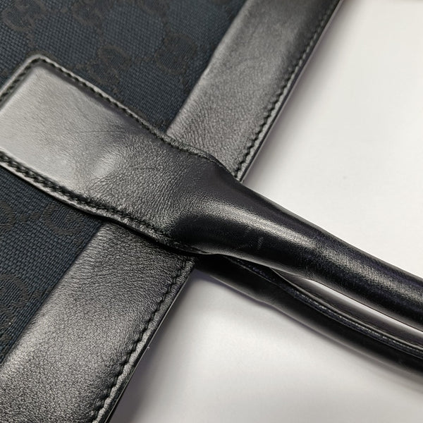 Monogram Canvas Black