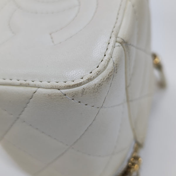VANITY CASE Mini Quilted Lambskin White