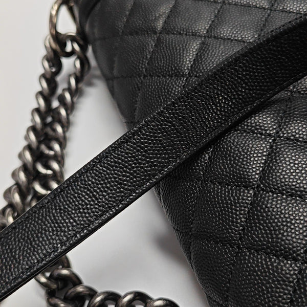 BOY CHANEL Medium Quilted Calfskin Black
