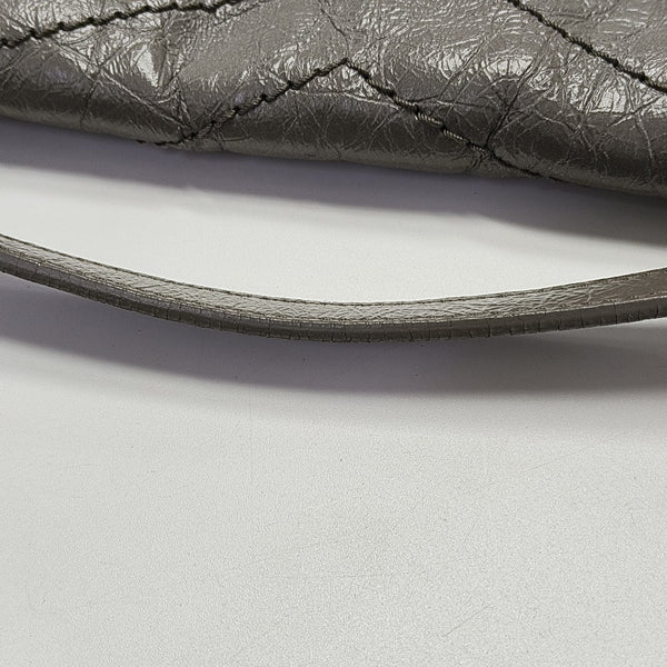 NIKI Large Chevron Calfskin Gray