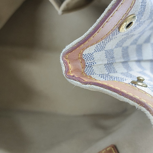 HAMPSTEAD MM Damier Azur Coated Canvas White