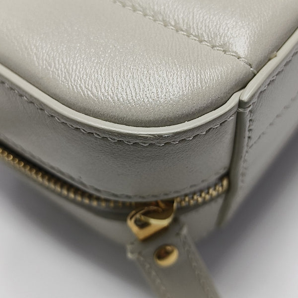 VICKY Quilted Calfskin White