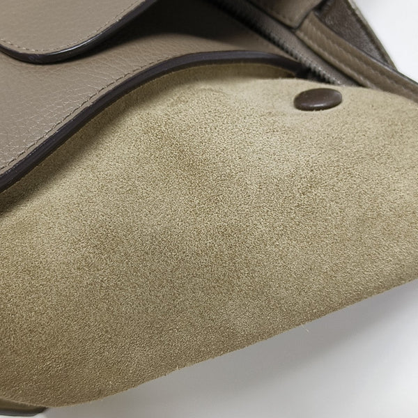 TRAPEZE Small Calfskin Gray