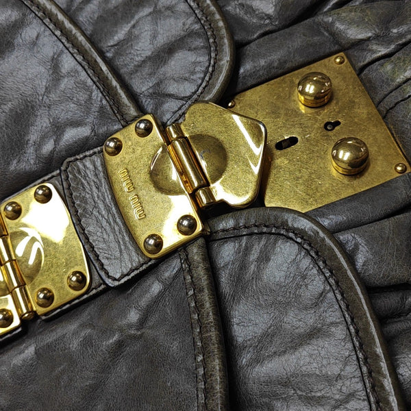 Miu Coffer Quilted Calfskin Green