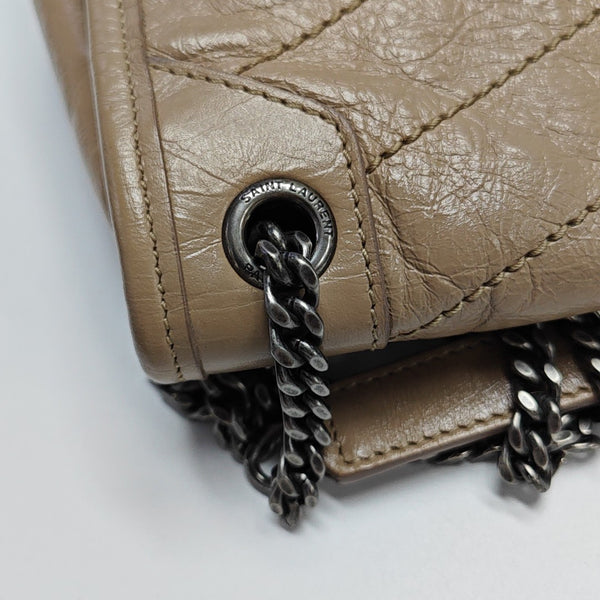 NIKI Small Chevron Calfskin Beige
