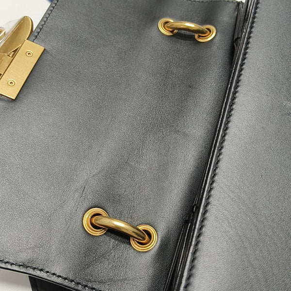 Queen Margaret Small Calfskin Black