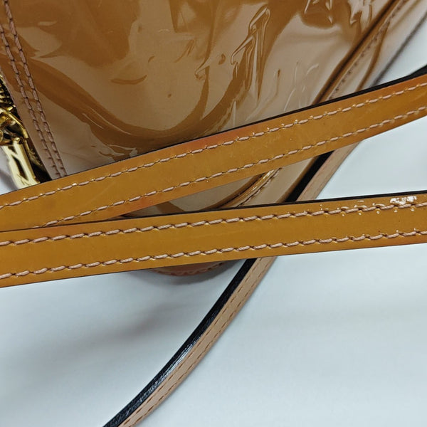 ALMA BB Patent Leather Beige