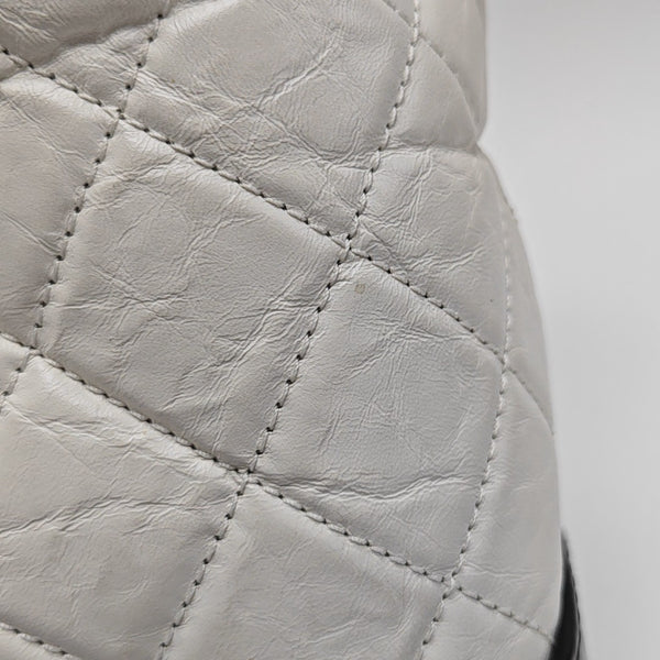 GABRIELLE Large Quilted Calfskin White