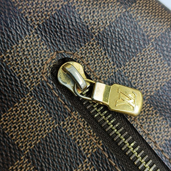 BROOKLYN MM Damier Ebene Coated Canvas Brown