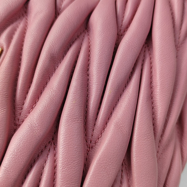 Wander Matelassé Small Quilted Lambskin Pink