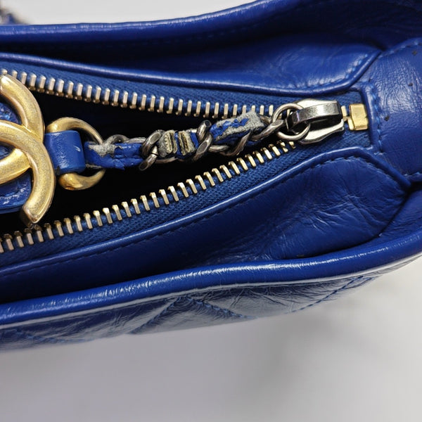 GABRIELLE Small Quilted Calfskin Blue
