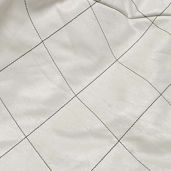 CHANEL 22 Large Quilted Calfskin White