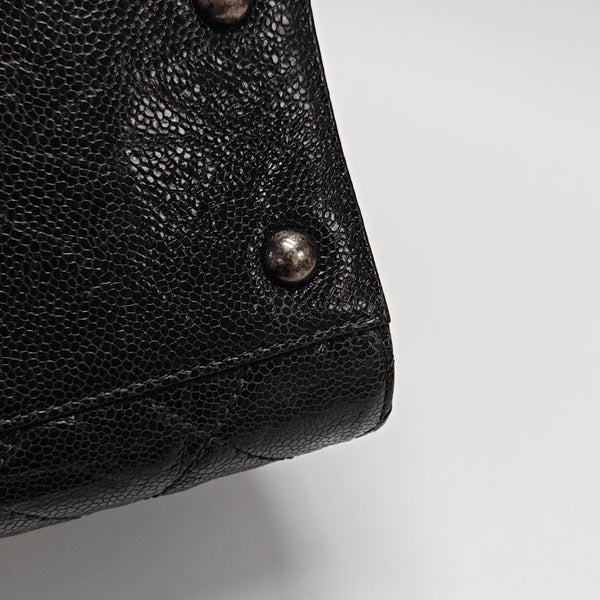 Quilted Grained Calfskin Shoulder Bag Green