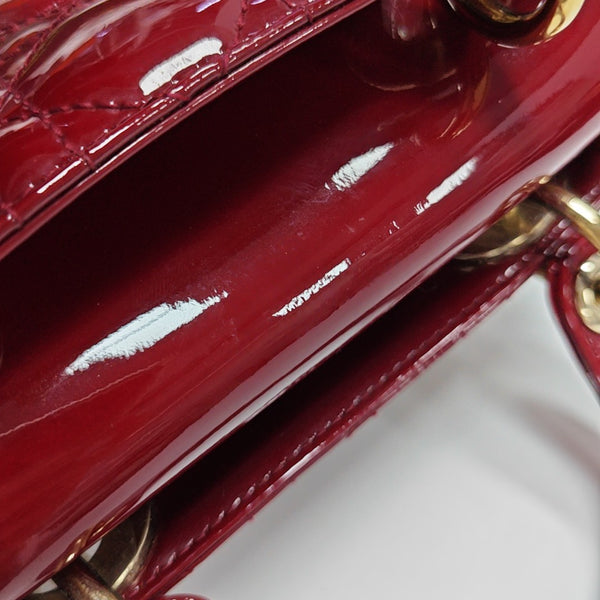 Lady Dior Mini Piel Charol Acolchada Roja