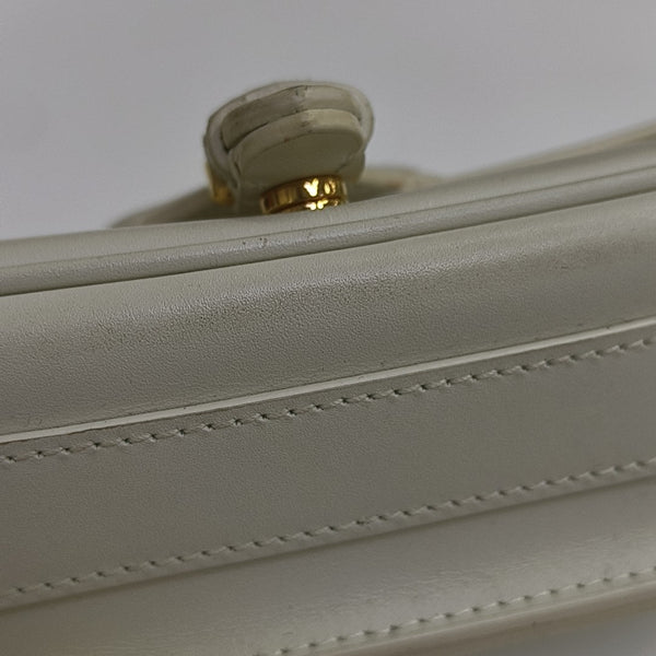 Bobby Medium Calfskin White