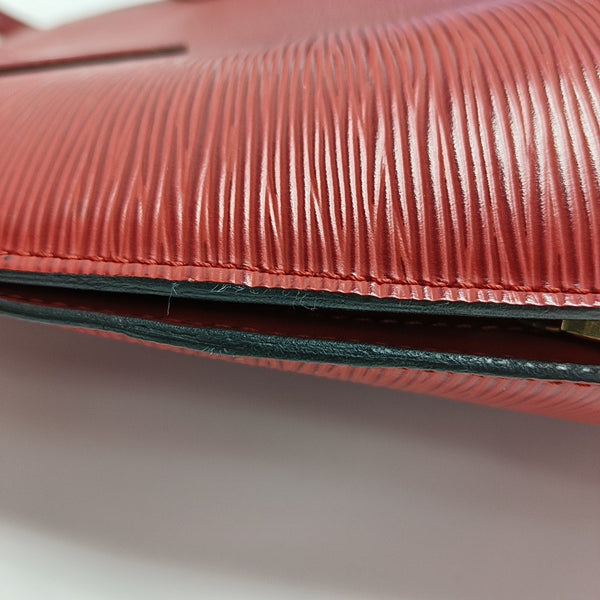 LUSSAC Calfskin Red
