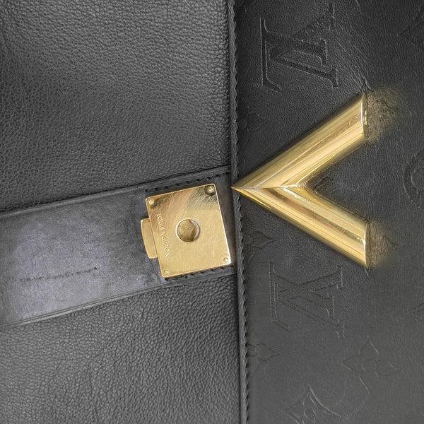 VERY Monogram Calfskin Black