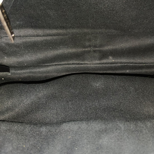 Bolso de Hombro Acolchado de Piel de Becerro Gris