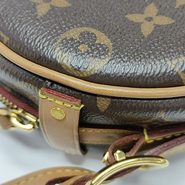 BOITE CHAPEAU PM Monogram Coated Canvas Brown