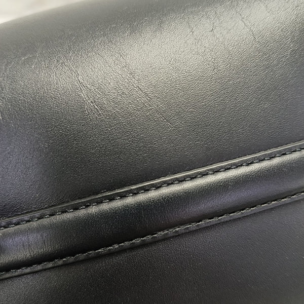 LE 37 Small Calfskin Black