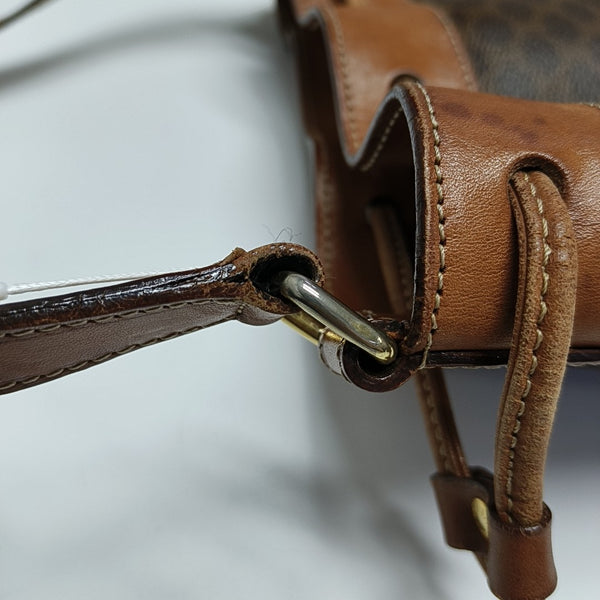 MACADAM BUCKET Coated Canvas Brown