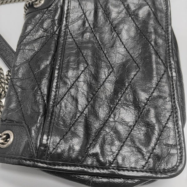 NIKI Small Chevron Calfskin Black