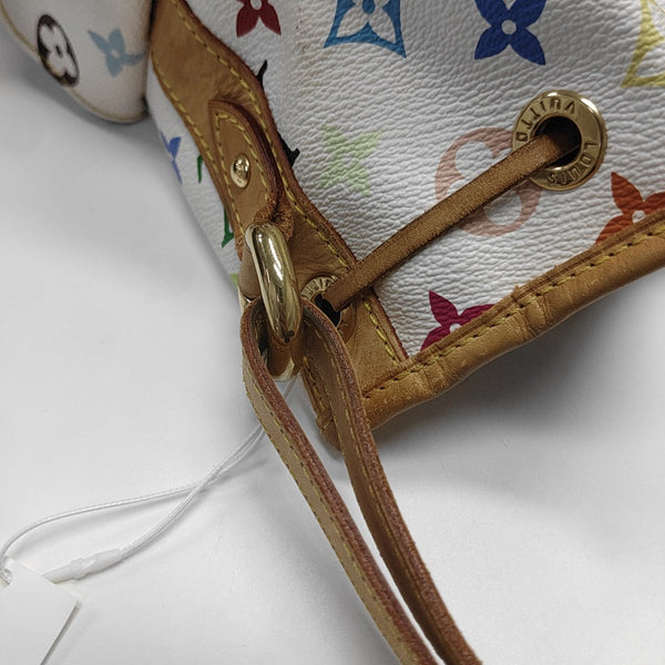 LV × TM NÉONOÉ MM Monogram Coated Canvas White