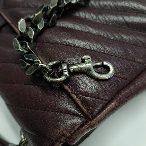 COLLEGE Medium Chevron Lambskin Red