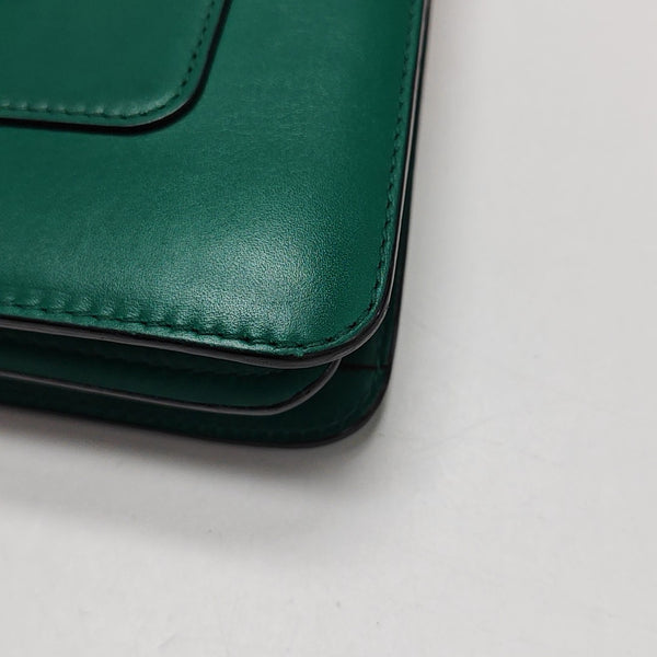SERPENTI FOREVER Medium Calfskin Green