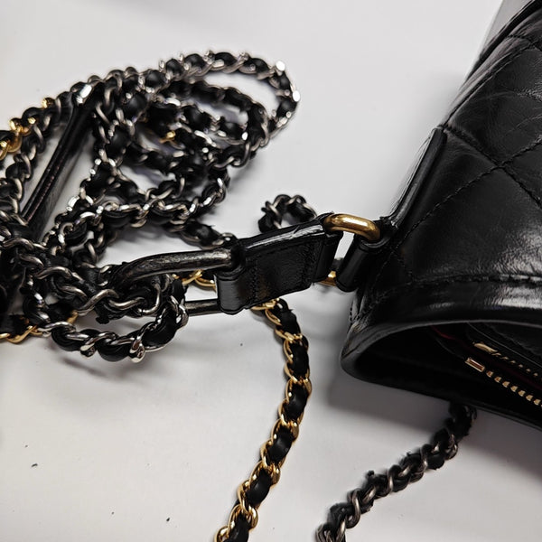 GABRIELLE Small Quilted Calfskin Black