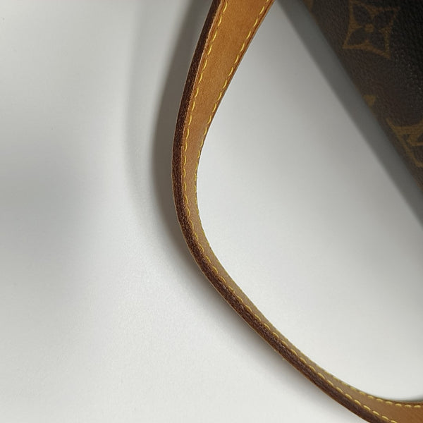 ESTRELA MM Monogram Coated Canvas Brown