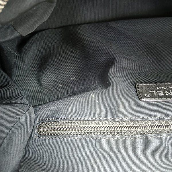 IRIDESCENT Quilted Calfskin Gray