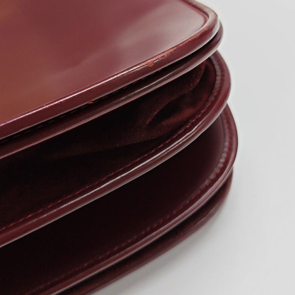 Calfskin Shoulder Bag Red