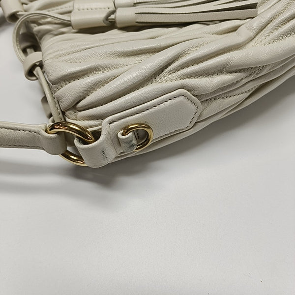Quilted Lambskin Bucket Bag White