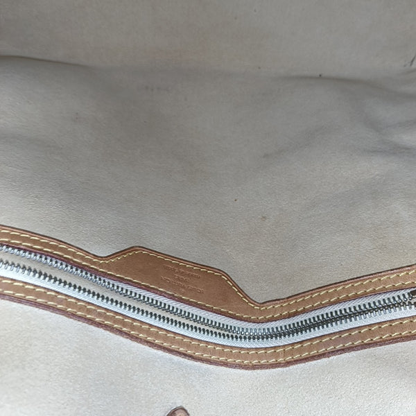 HAMPSTEAD MM Damier Azur Coated Canvas White