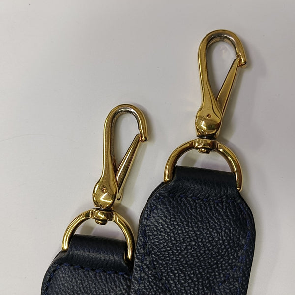 Buckle Calfskin Blue