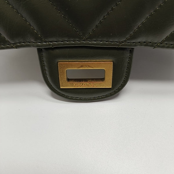 2.55 224 (mini) Chevron Calfskin Green
