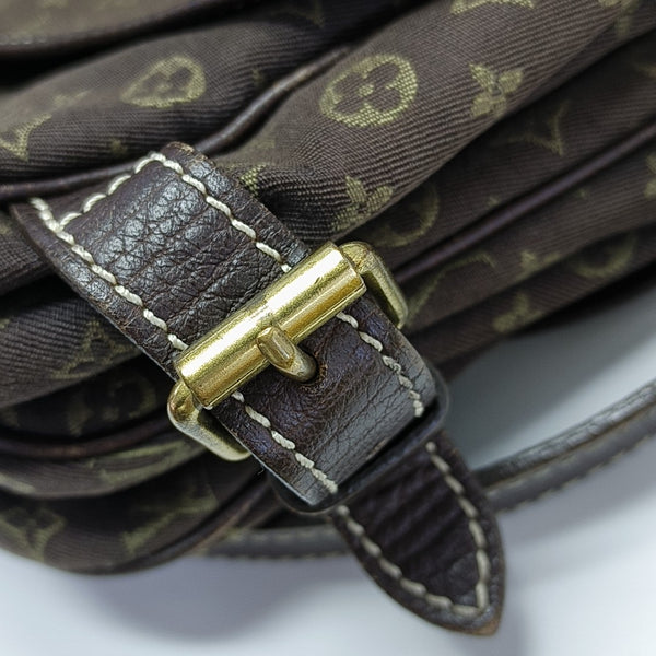 SAUMUR 28 Monogram Canvas Brown