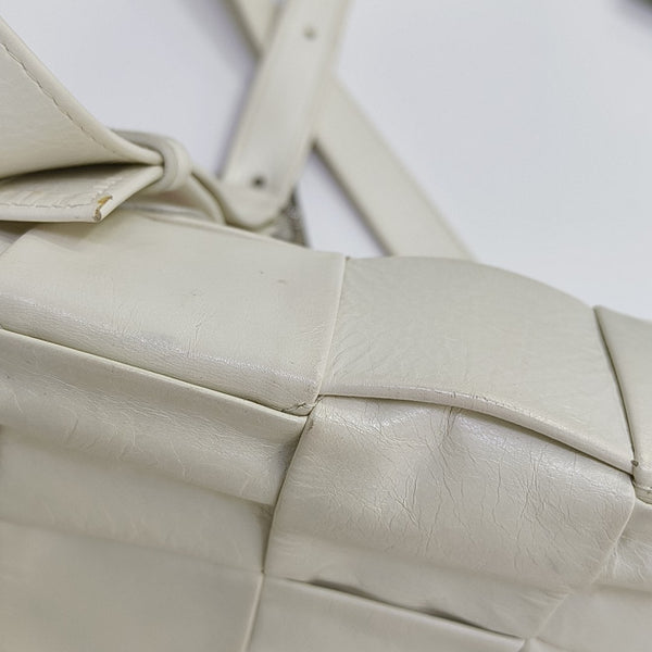 Cassette Medium Calfskin White