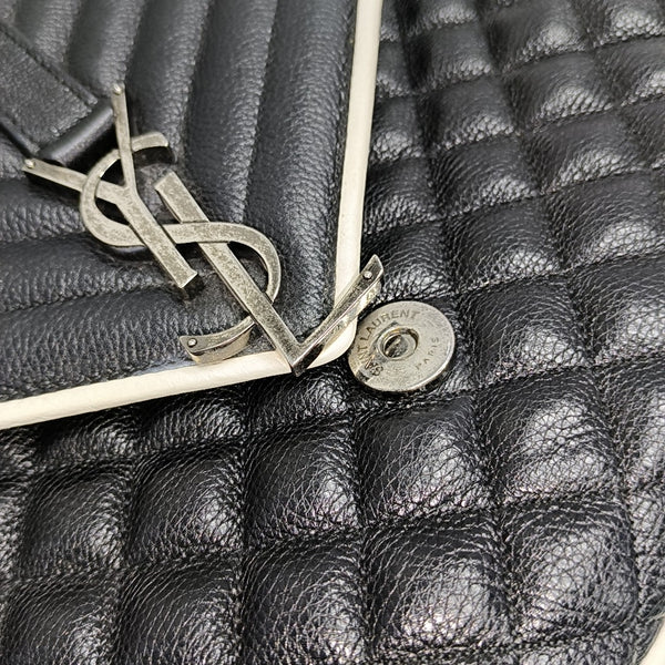 COLLEGE Large Chevron Calfskin Black