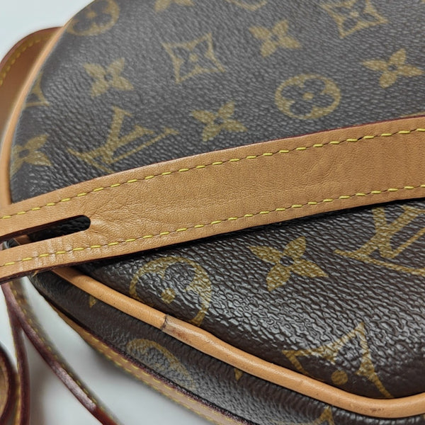 BOITE CHAPEAU PM Monogram Coated Canvas Brown
