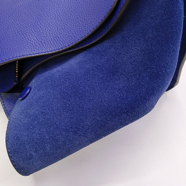 TRAPEZE Medium Calfskin Blue