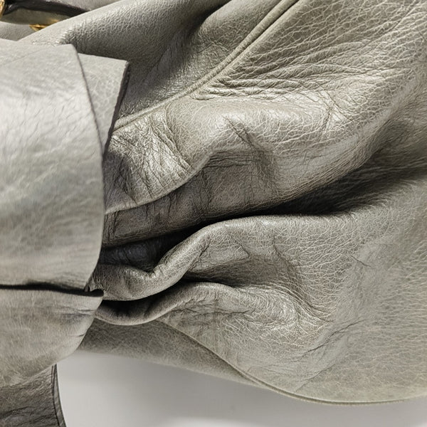 Bow Calfskin Gray