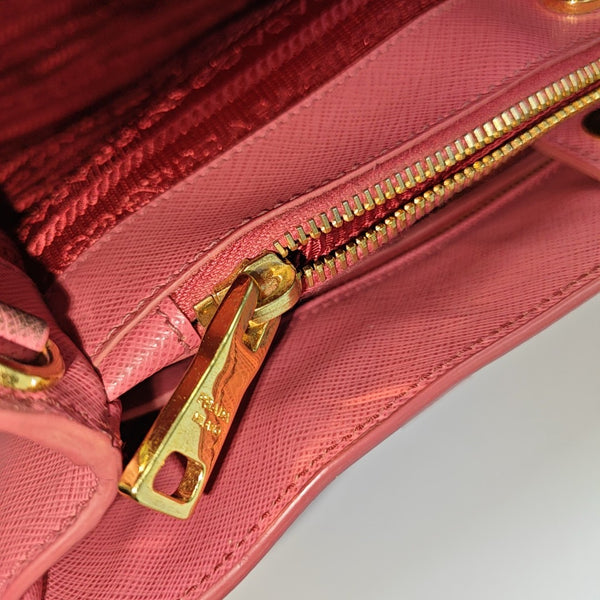 Galleria Medium Calfskin Red