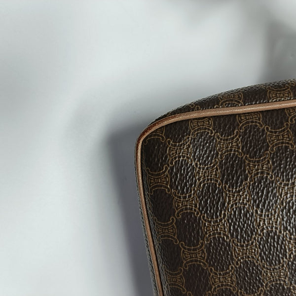 Coated Canvas Brown