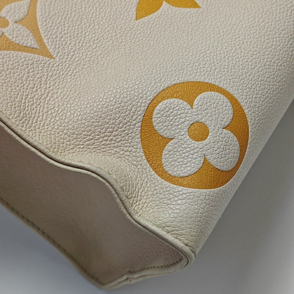 ONTHEGO MM Monogram Calfskin Beige